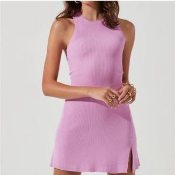 Astr Dresses & Skirts - NWT Astr the Label    Dress Meera Ribbed Knit Mini in pink orchid      size S